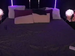 KissableKira  live sex cam