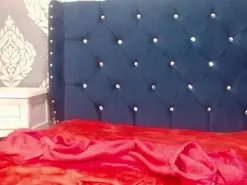 PrettyLuna  live sex cam