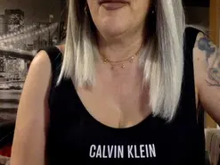 Ona_sexx69  live sex cam