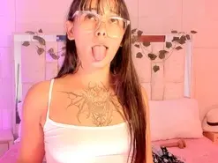 Suzumecoutin  live sex cam
