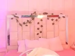Suzumecoutin  live sex cam