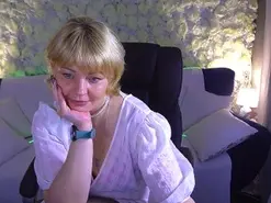 AmaraNights  live sex cam