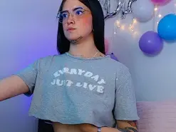 Isa_Maiden18  live sex cam