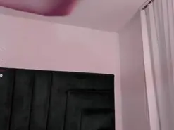 SaraWagner  live sex cam