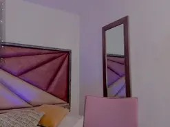SaraWagner  live sex cam