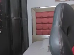 SaraWagner  live sex cam