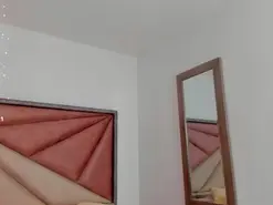 SaraWagner  live sex cam