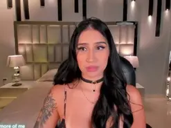 NickyLawson  live sex cam