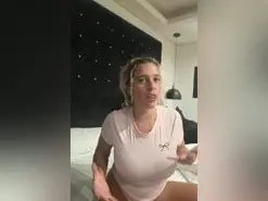 Chika100  live sex cam