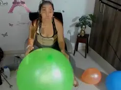Isa_loves_cum  live sex cam