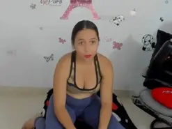 Isa_loves_cum  live sex cam