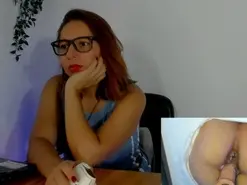 Isa_loves_cum  live sex cam