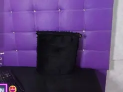 LeaMoreau  live sex cam