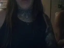 Maddy8  live sex cam