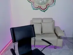 Candy_fox_19  live sex cam