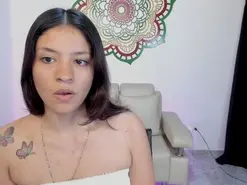 Candy_fox_19  live sex cam