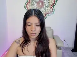 Candy_fox_19  live sex cam