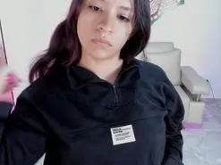 Candy_fox_19  live sex cam