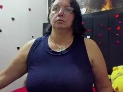 Patricia55  live sex cam