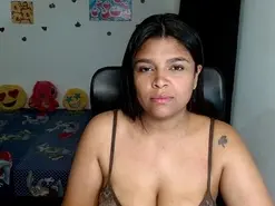 Indica_18  live sex cam