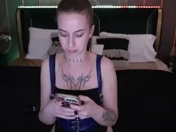 IsabelleDior  live sex cam