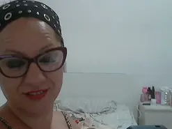Flamenquita38  live sex cam