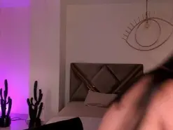 ValeriaRoldan  live sex cam