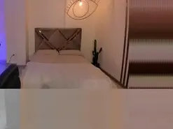 ValeriaRoldan  live sex cam