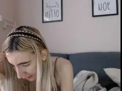 BarbieBlondie  live sex cam