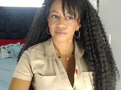 Yely_xxx  live sex cam