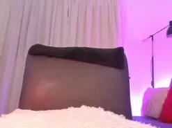 Zara_lewis  live sex cam