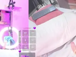 Lili_moon  live sex cam