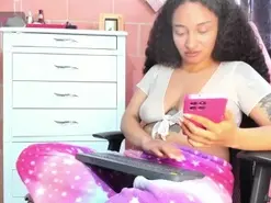 Mia_love111  live sex cam