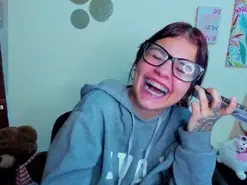 Emma_boo  live sex cam