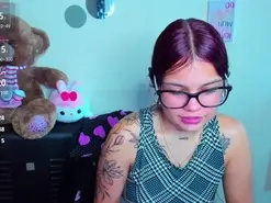 Emma_boo  live sex cam