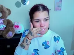 Emma_boo  live sex cam