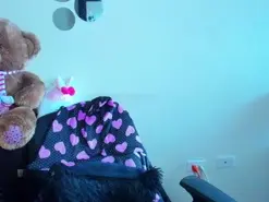 Emma_boo  live sex cam