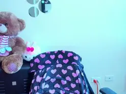 Emma_boo  live sex cam