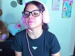 Emma_boo  live sex cam