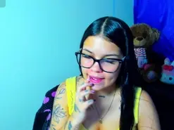 Emma_boo  live sex cam