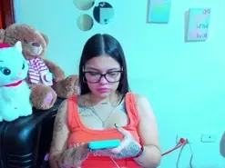 Emma_boo  live sex cam