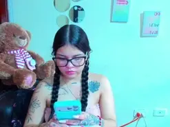 Emma_boo  live sex cam
