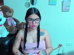 Emma_boo  live sex cam
