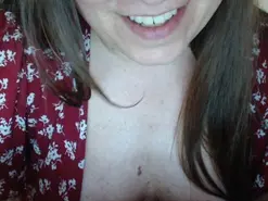 Yuma28  live sex cam