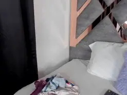 Cherrylehcm  live sex cam