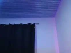 BrendaJames  live sex cam