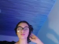 BrendaJames  live sex cam