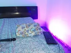 BrendaJames  live sex cam
