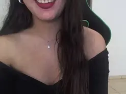 Julia_xxx  live sex cam