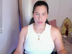 Hellen_pretty  live sex cam